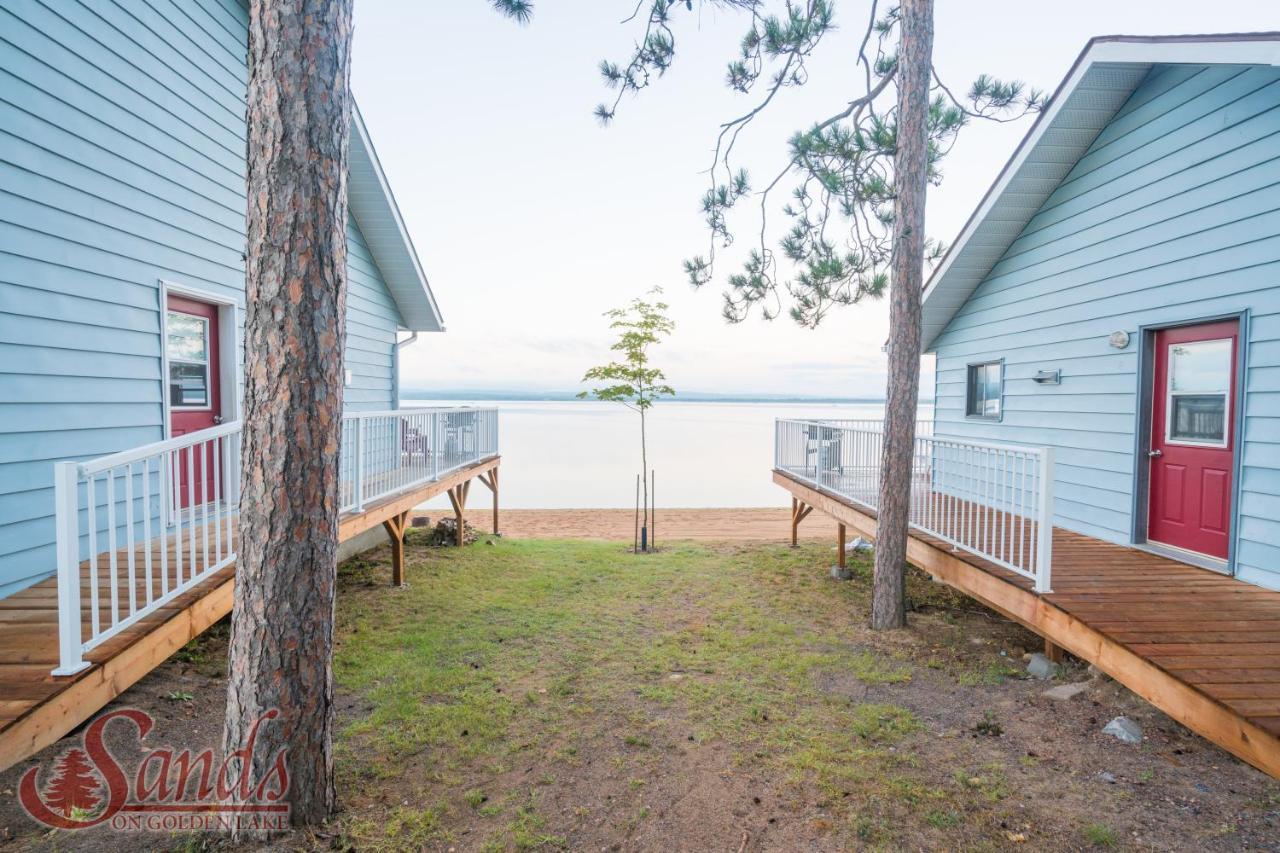 Sands On Golden Lake Bagian luar foto